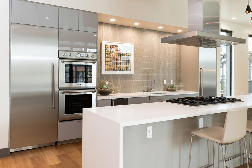 Global Luxury Suites At Downtown Mountain View Buitenkant foto