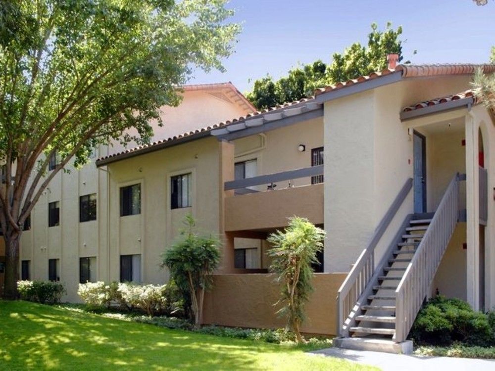 Global Luxury Suites At Downtown Mountain View Buitenkant foto