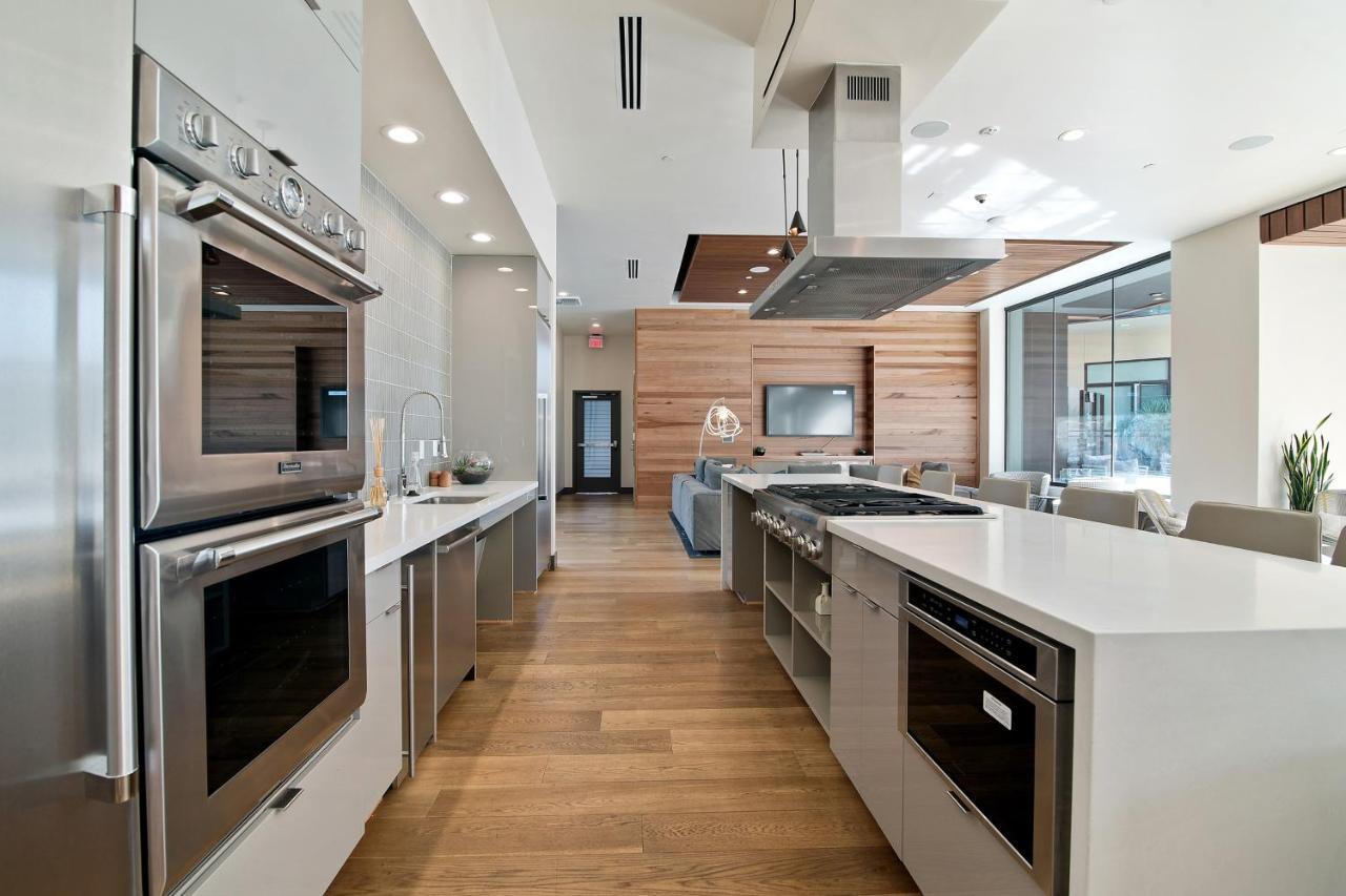 Global Luxury Suites At Downtown Mountain View Buitenkant foto