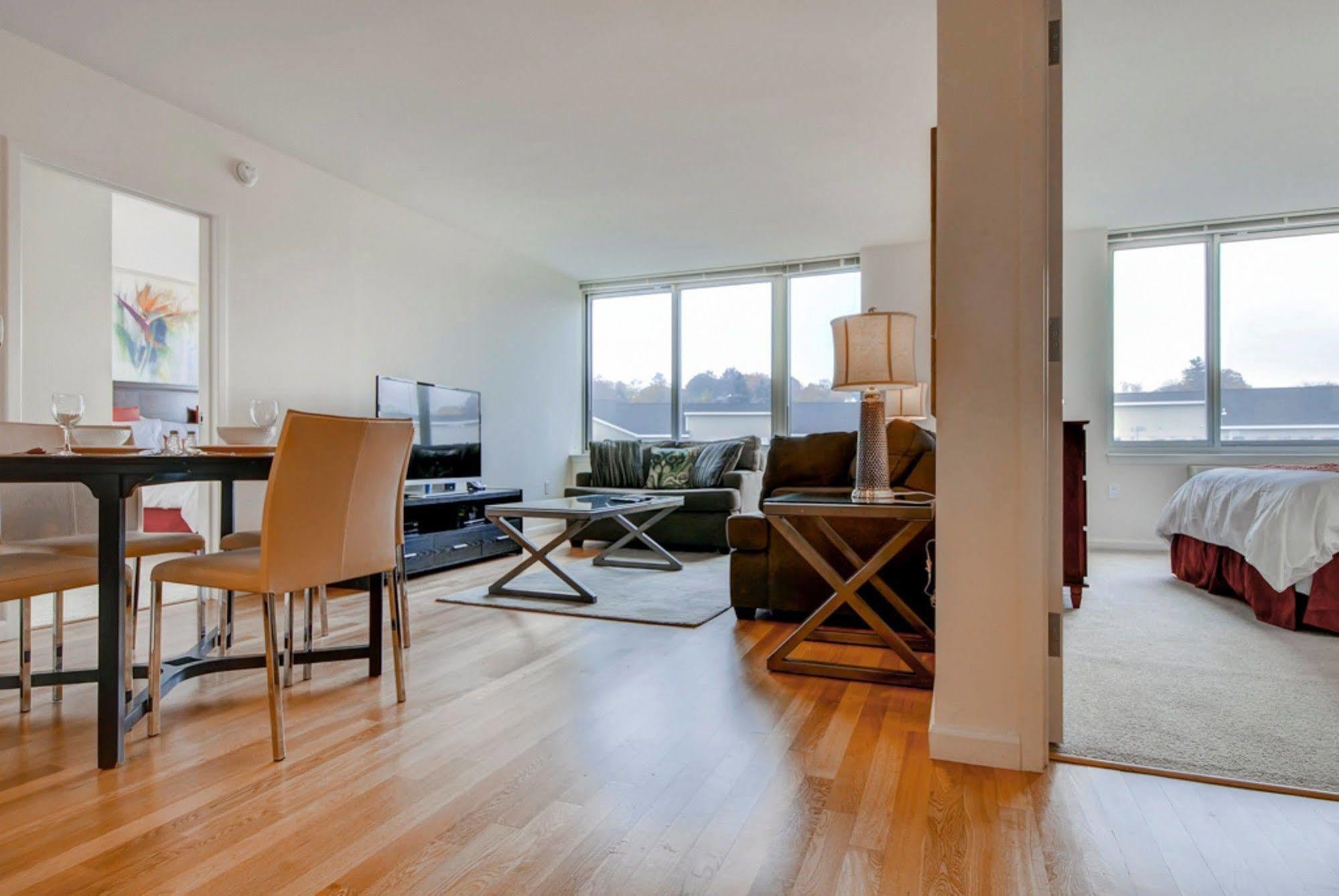 Global Luxury Suites At Downtown Mountain View Buitenkant foto