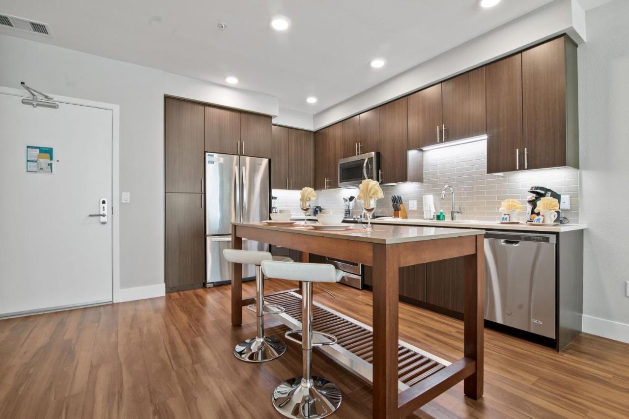 Global Luxury Suites At Downtown Mountain View Buitenkant foto